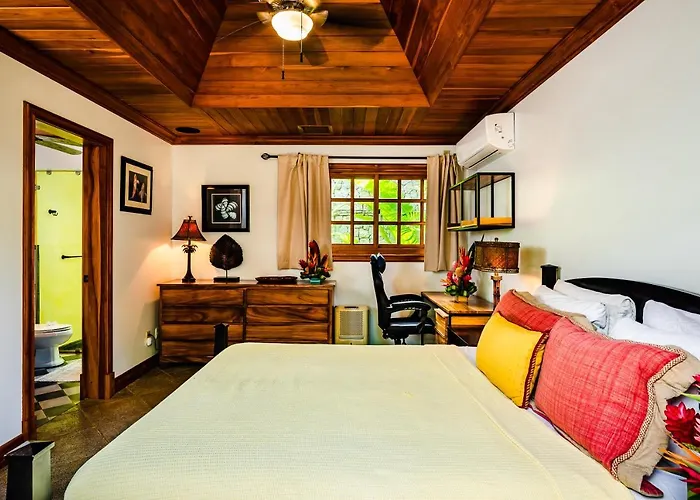 Casa Arrecife - 5bdr Beachfront - Ethereal Sunsets