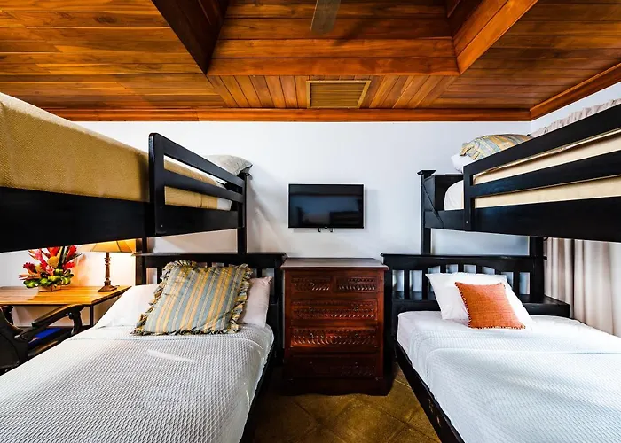 Casa Arrecife - 5bdr Beachfront - Ethereal Sunsets * Tamarindo
