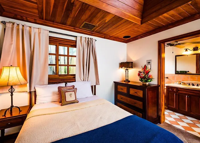 Casa Arrecife - 5bdr Beachfront - Ethereal Sunsets Villa *